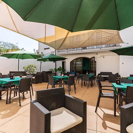 Albergo Residenziale La Corte Тортоли Экстерьер фото