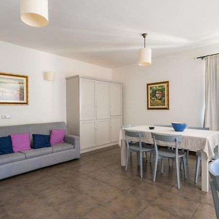 Albergo Residenziale La Corte Тортоли Экстерьер фото