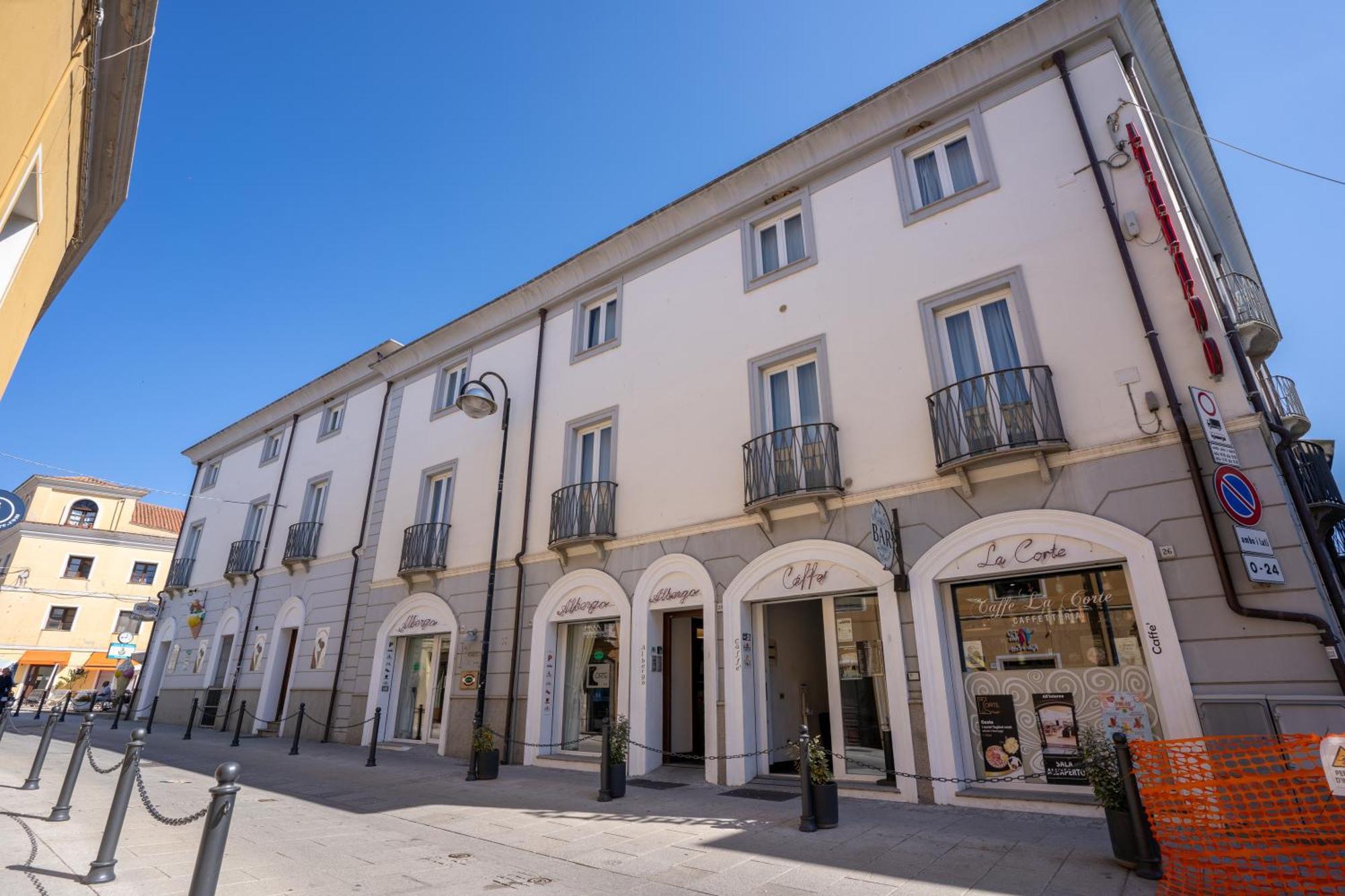 Albergo Residenziale La Corte Тортоли Экстерьер фото