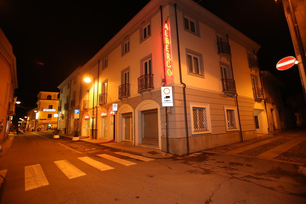Albergo Residenziale La Corte Тортоли Экстерьер фото